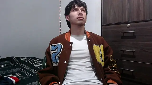 Snapshot of pervertsteens3 chatting on September 15, 4:03 am pervertsteens3 online show from September 15, 4:03 am