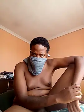 Snapshot of Bigntot chatting on September 22, 9:20 am Bigntot online show from September 22, 9:20 am