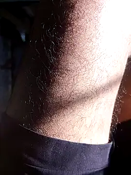 Snapshot of Smarterboytravel chatting on February 16, 3:05 am Smarterboytravel online show from February 16, 3:05 am