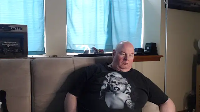 harley99574 online show from February 6, 7:33 pm