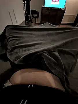 use me69 online show from March 30, 6:09 pm