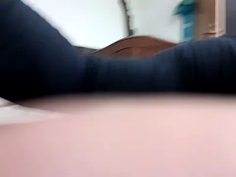 Snapshot of priscilla420 chatting on October 11, 11:31 pm priscilla420 online show from October 11, 11:31 pm