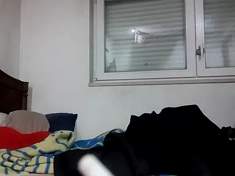 Snapshot of priscilla420 chatting on March 20, 12:40 am priscilla420 online show from March 20, 12:40 am