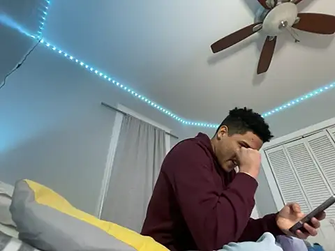 meunde19 online show from January 11, 1:48 am