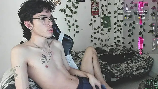 skinny dann online show from October 14, 3:46 am