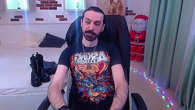 AxelColton online show from December 14, 8:32 am