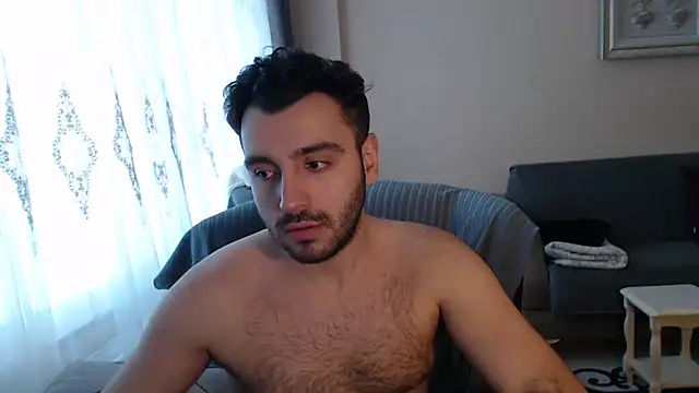 handsomeee04 online show from December 16, 6:09 am