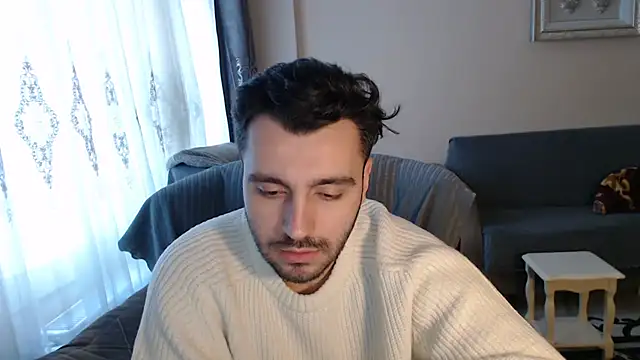 handsomeee04 online show from December 15, 5:59 am