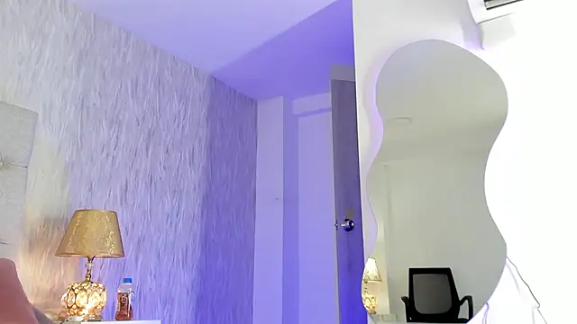 jason hanks8 online show from January 8, 11:21 am