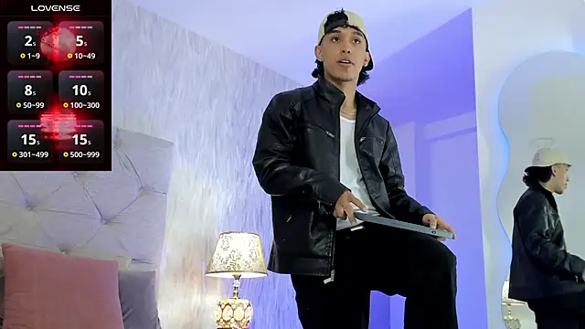 jason hanks8 online show from February 11, 12:48 pm