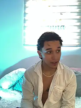 jason hanks8 online show from January 4, 2:35 pm