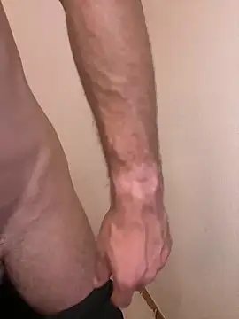 Snapshot of Fav-Dick chatting on October 25, 10:55 pm Fav-Dick online show from October 25, 10:55 pm