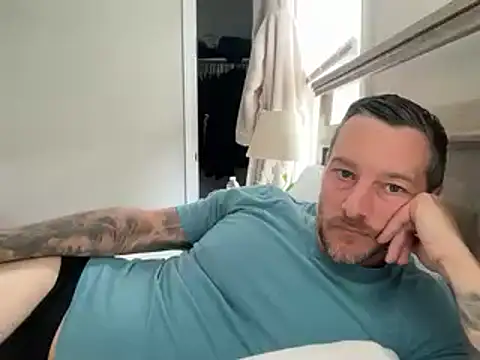 moon-boy online show from October 14, 5:31 pm