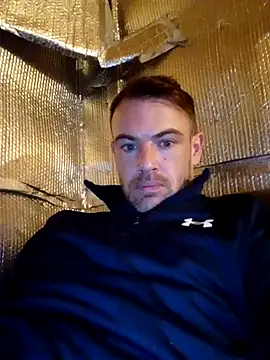 Snapshot of Eddyfrancis87 chatting on October 14, 9:22 pm Eddyfrancis87 online show from October 14, 9:22 pm