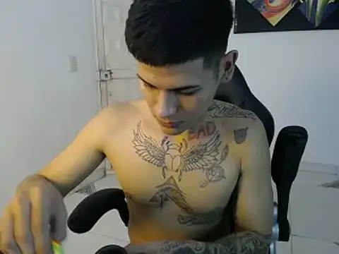 Clyde019 online show from February 13, 5:54 pm