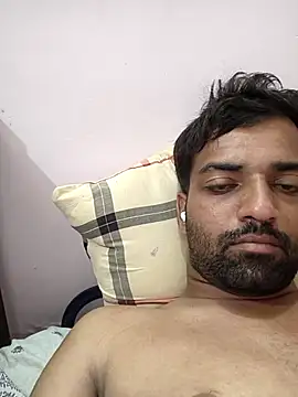 Snapshot of playboyz77 chatting on September 27, 3:54 pm playboyz77 online show from September 27, 3:54 pm