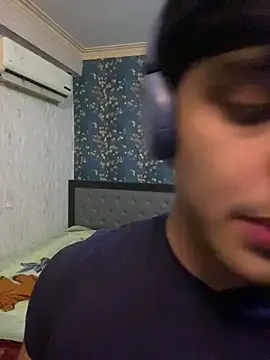 Snapshot of sunny49477 chatting on February 3, 12:36 pm sunny49477 online show from February 3, 12:36 pm