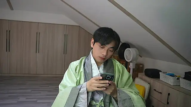 chinalover4199 online show from March 9, 2:27 am