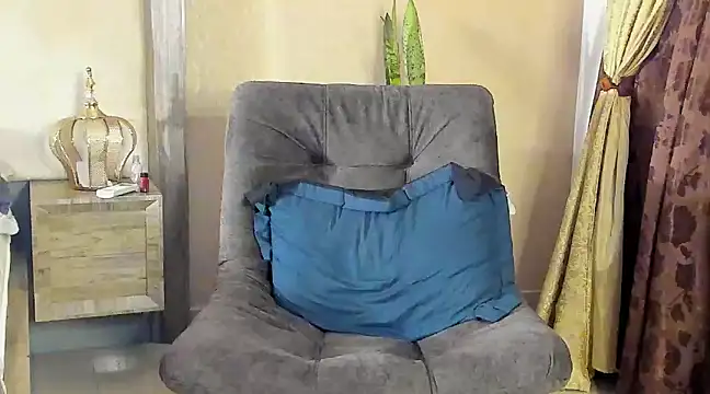 benjamincol online show from February 16, 12:00 am