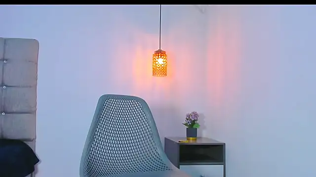 Br4ndxpimm online show from February 13, 6:13 pm