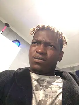 Redfucks333 online show from March 23, 9:21 pm