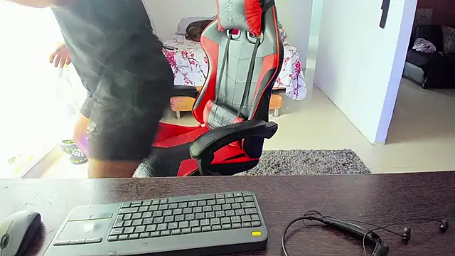 Adam Valenciia online show from September 8, 8:41 pm