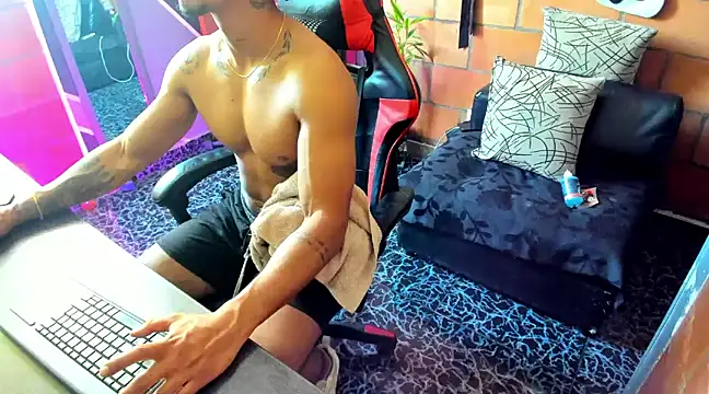 Adam Valenciia online show from January 13, 5:23 pm