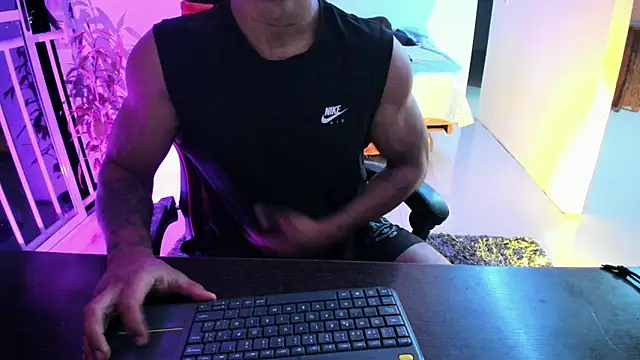 Adam Valenciia online show from October 14, 12:17 am