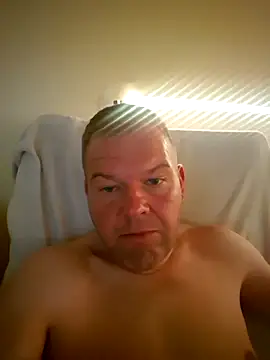 maxmario3 online show from June 14, 9:39 pm