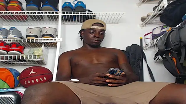 Bigbryson11 online show from August 4, 11:31 pm