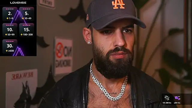 HairyRobxxx online show from November 5, 8:44 pm