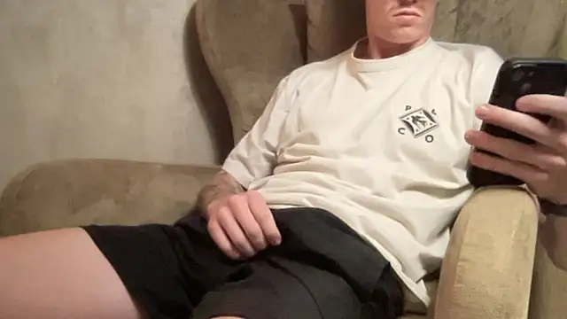 Snapshot of long_1313 chatting on November 1, 9:35 am long 1313 online show from November 1, 9:35 am