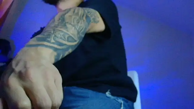 XanderCage99 online show from October 30, 7:43 am