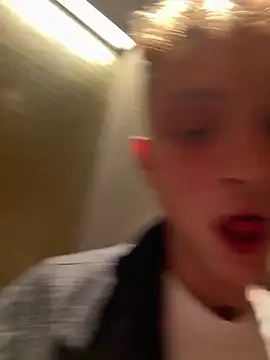 verici34 online show from March 3, 3:08 pm