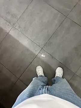 verici34 online show from April 12, 9:55 am