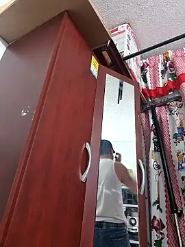 VDorseJHill6 online show from February 21, 8:37 am