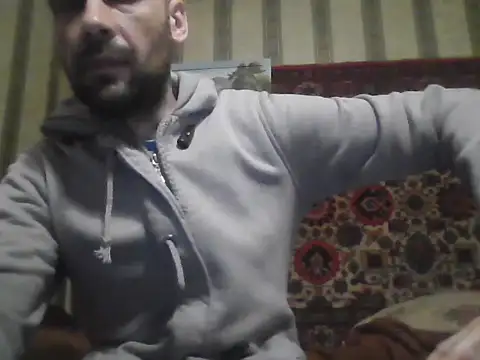 AlferezzSolvajo online show from December 4, 6:15 pm