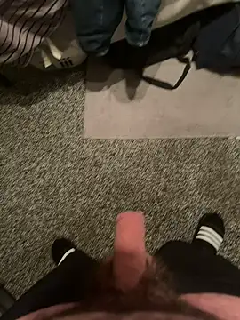 coreyl9718 online show from February 4, 10:27 pm