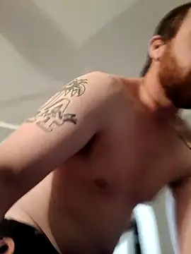 Snapshot of douchydan42 chatting on March 7, 11:29 am douchydan42 online show from March 7, 11:29 am