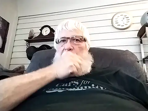 Buzzintx online show from November 17, 7:28 pm