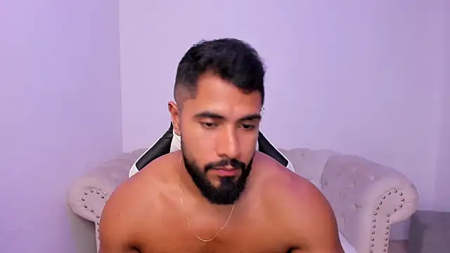 Santiago huntt online show from February 23, 8:32 pm