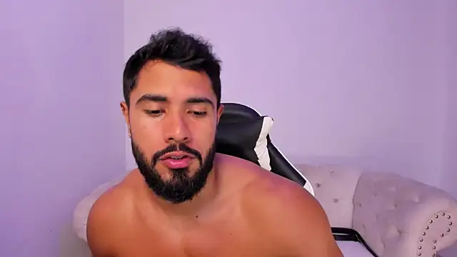 Santiago huntt online show from February 17, 9:57 pm