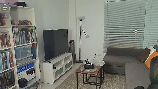 todddantes25 online show from June 13, 9:56 pm