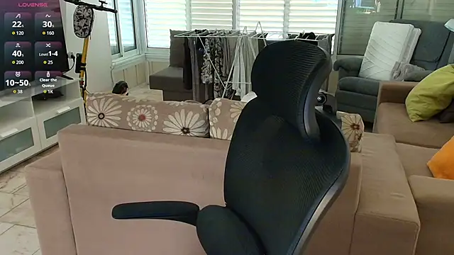 todddantes25 online show from April 10, 7:26 am