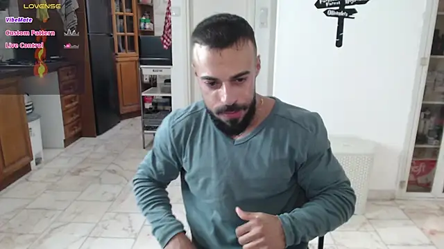 Snapshot of todddantes25 chatting on February 15, 1:49 pm todddantes25 online show from February 15, 1:49 pm