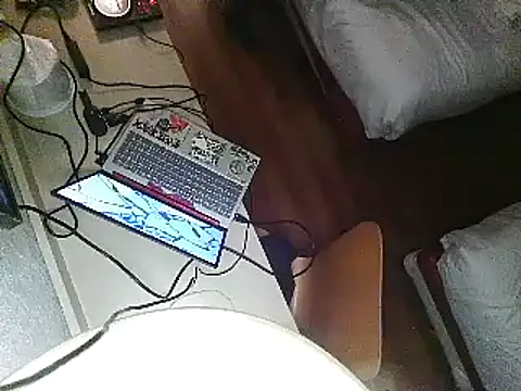 justthetip4209 online show from February 20, 7:41 pm