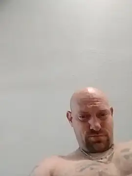 Snapshot of jayjay198080 chatting on January 26, 3:47 pm jayjay198080 online show from January 26, 3:47 pm