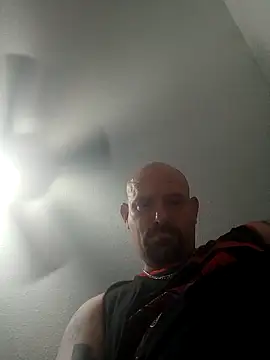 Snapshot of jayjay198080 chatting on September 26, 8:45 am jayjay198080 online show from September 26, 8:45 am