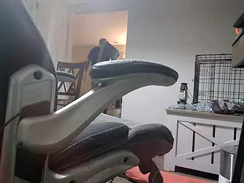 filthymind619 online show from January 18, 5:47 am