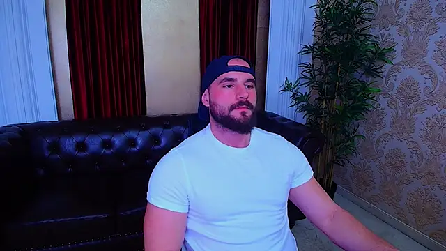 AdamJamesonn online show from October 27, 5:32 am